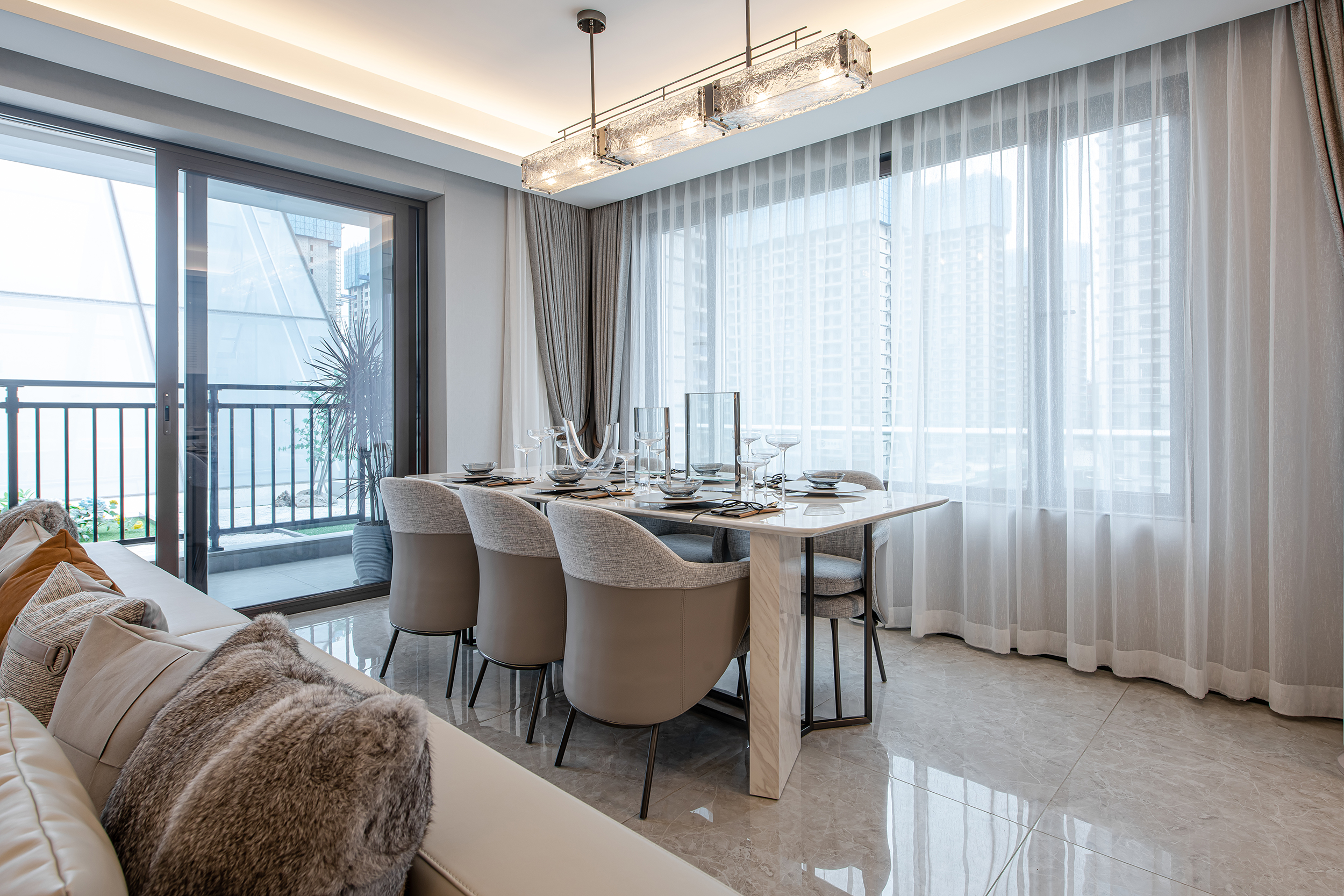 郑州凤凰城142户型